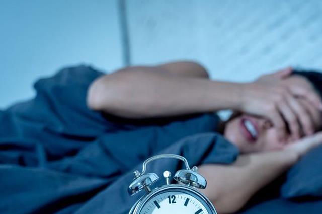 头条资讯：女孩基因突变最快48秒睡着，原来是发作性睡病在作祟