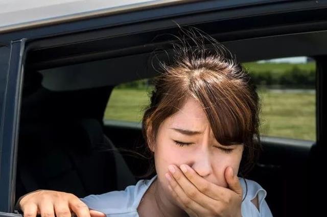 健康科普：七种最简单防晕车窍门，让你不在恐惧坐车
