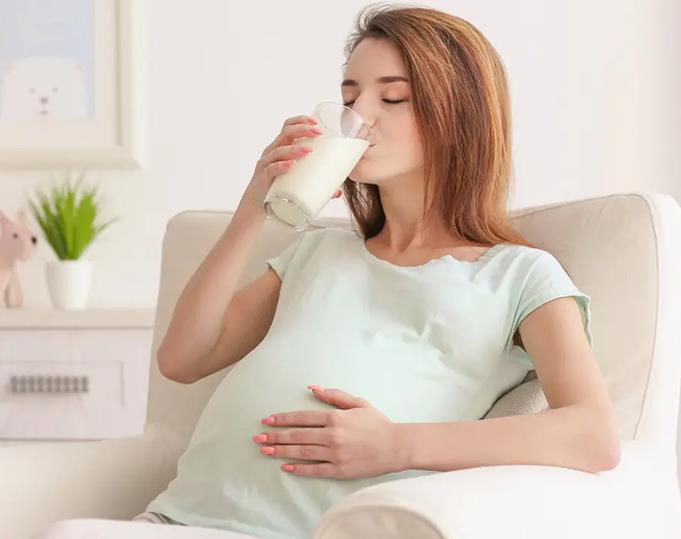 为什么医生不建议喝孕妇奶粉，搞懂四点再决定喝不喝？