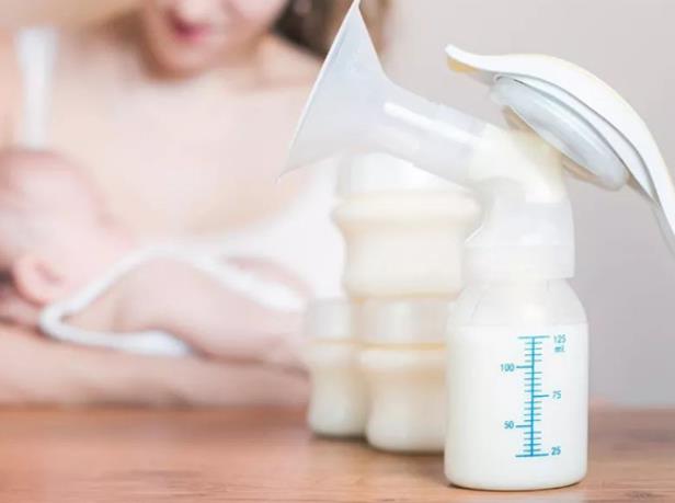 喝不完的母乳可以用暖奶器45度保温吗？