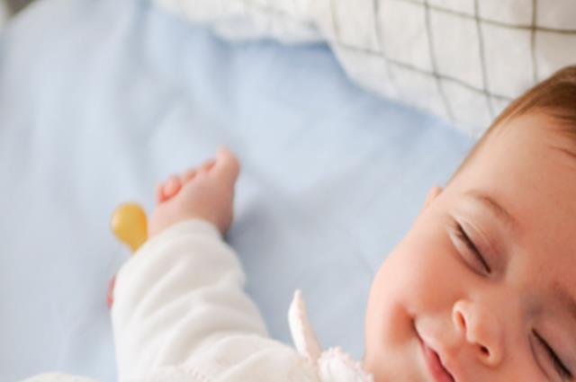 分享1岁以下的宝宝3分钟哄睡技巧
